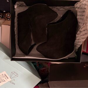 Shoemint Black Suede Ankle Booties